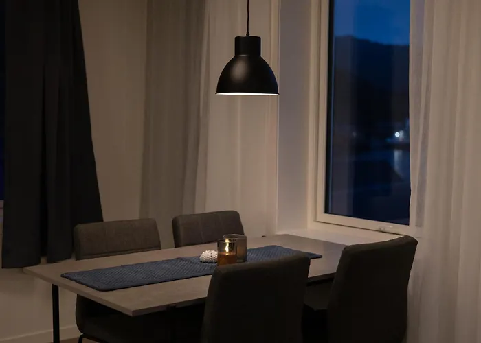 Gammelbanken Seaview - Modern With Sea View, Lofoten *