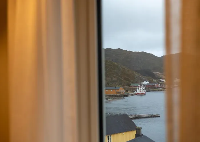 Gammelbanken Seaview - Modern With Sea View, Lofoten Апартаменты *